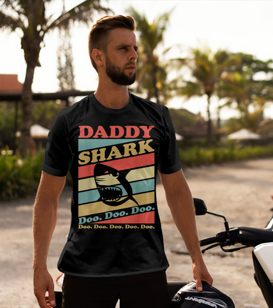 DADDY SHARK Doo Doo Doo Doo Doo Doo Retro Vintage Stripes T-Shirt
