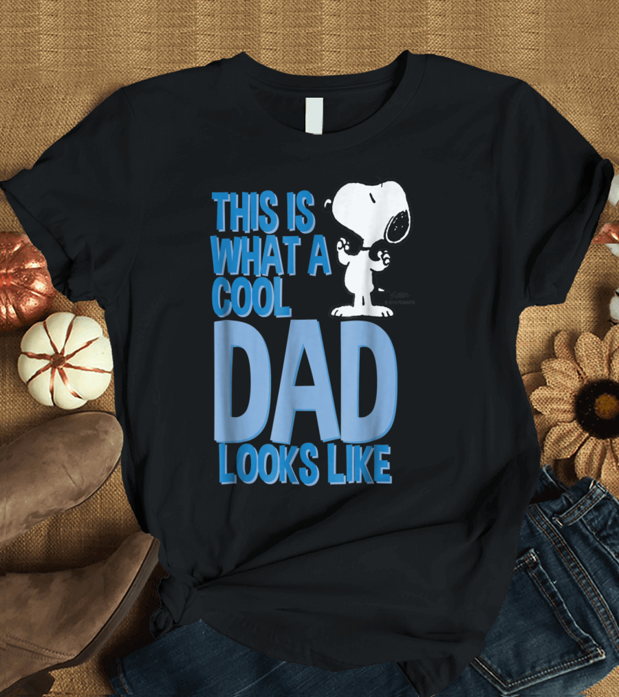 Snoopy This Is What a Cool Dad Looks Like Peanuts Mens T-Shirt