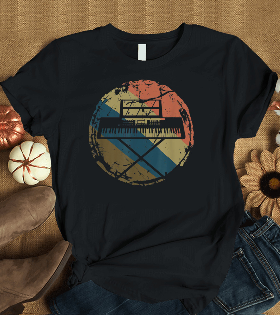 Retro Vintage Keyboard Piano Player Music Pianist Circle T-Shirt