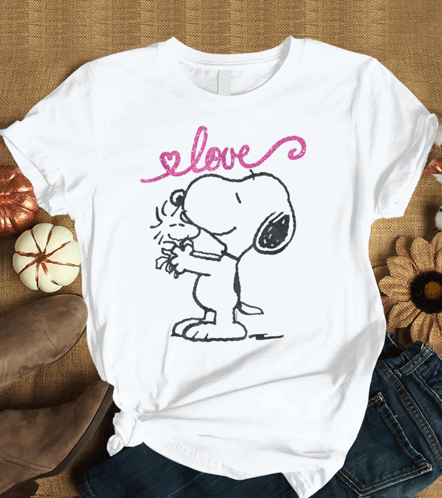 Peanuts Snoopy Woodstock Love Mother's Hug T-Shirt