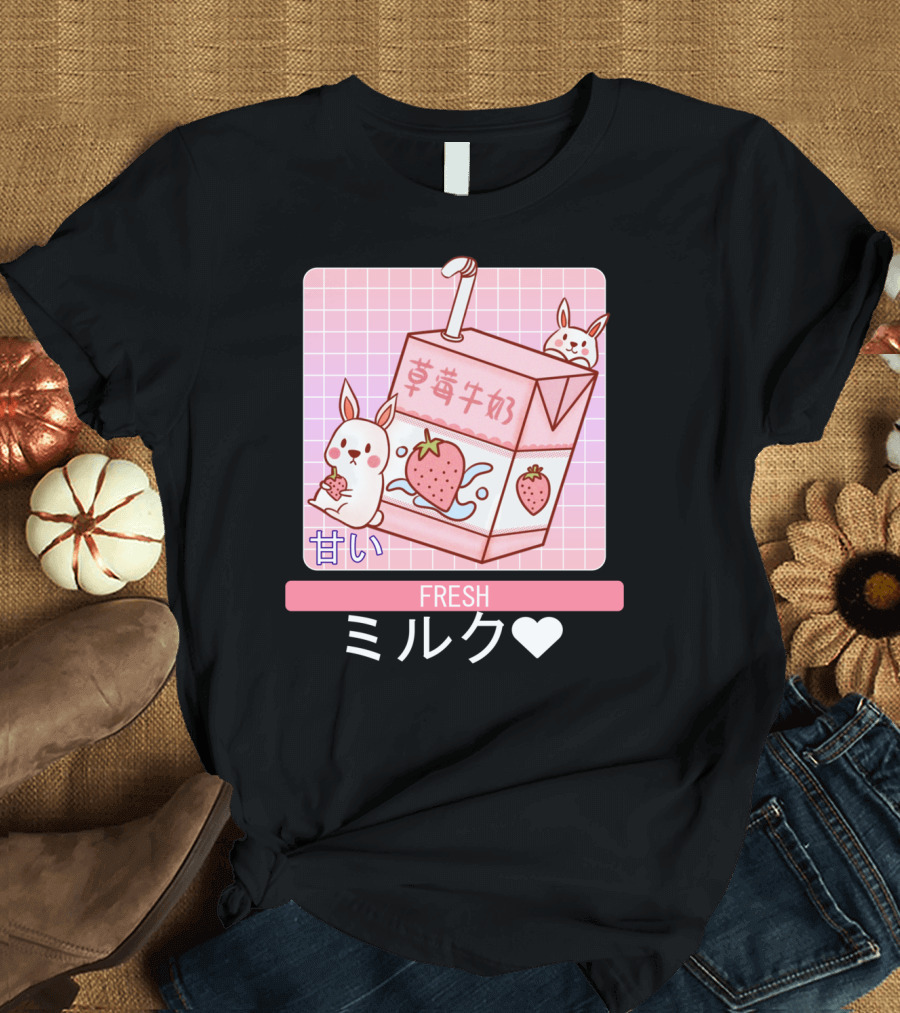 Fresh ミルク 甘い Strawberry Milk Carton with Cute Bunny Aesthetic T-Shirt