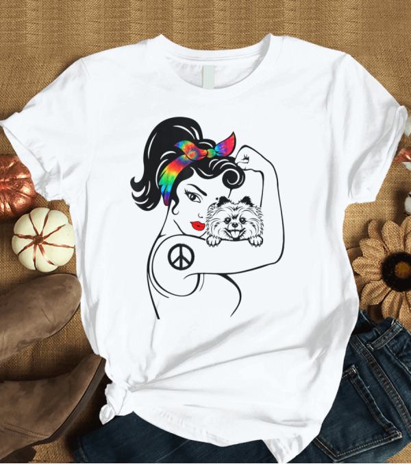 T-Shirt: Cute Pomeranian Mom Peace Rainbow Bandana T-Shirt Cute Pomeranian Mom Peace Rainbow Bandana T-Shirt