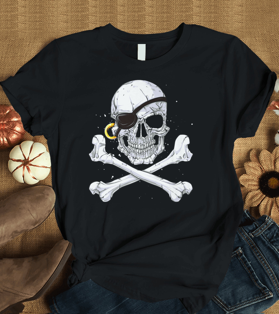 Jolly Roger Skull Crossbones Pirate Eye Patch Gold Earring T-Shirt