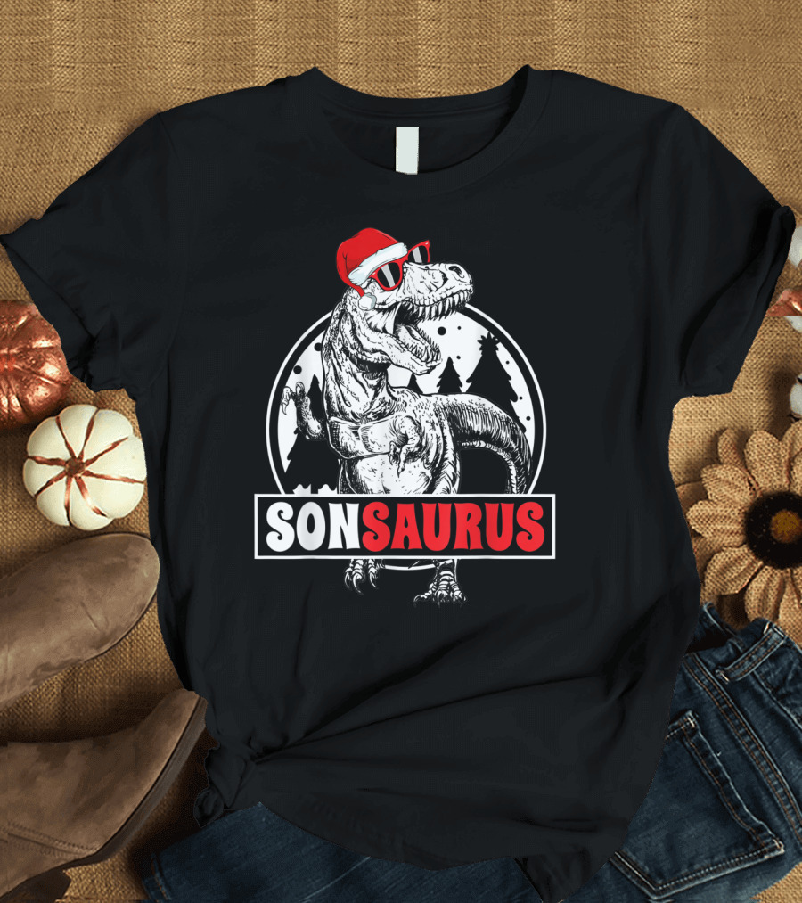 Sonsaurus Christmas Rex T-Rex Dinosaur Holiday Santa Hat T-Shirt