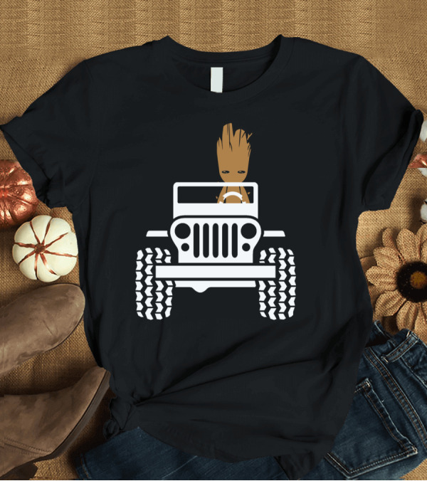 T-Shirt: Funny Baby Drive Jeeps Distressed 70s T-Shirt Funny Baby Drive Jeeps Distressed 70s T-Shirt