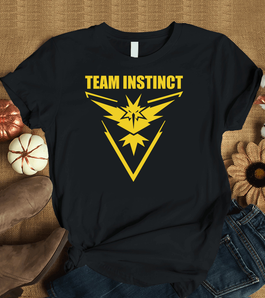 TEAM INSTINCT Pokémon Go Yellow Zapdos T-Shirt