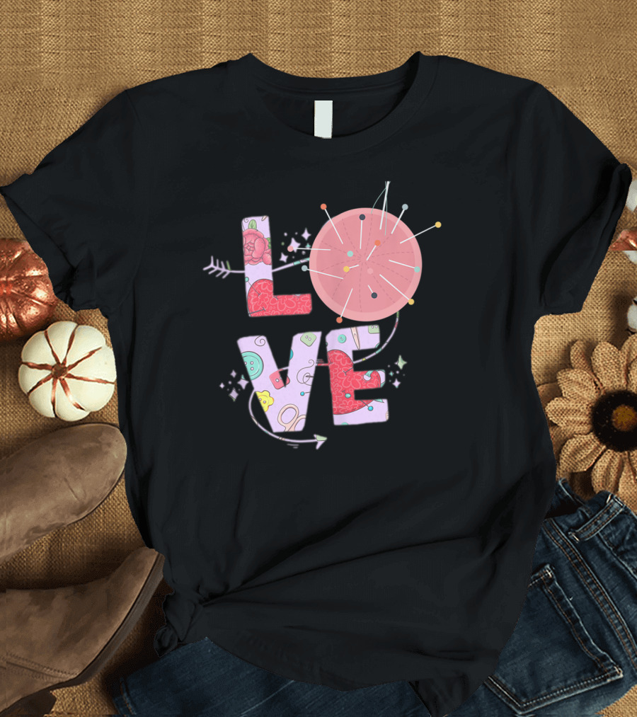 Sewing Love Letter Cute Quilting Pins and Buttons T-Shirt