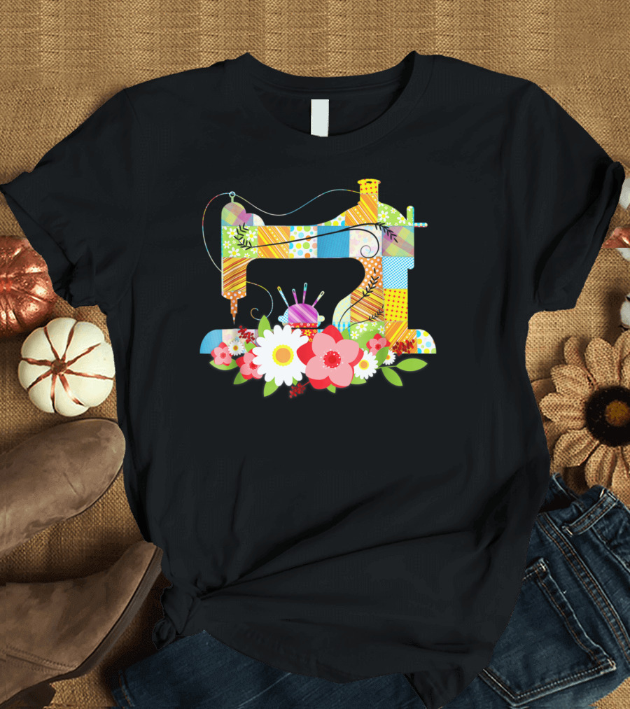 Sewing Machine with Colorful Quilt Patterns and Floral Accents for Quilting Mom Grandma T-Shirt