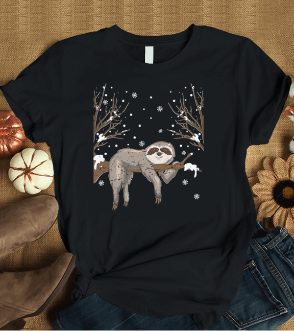 T-Shirt: Winter Sloth in Snowy Tree Branches T-Shirt Winter Sloth in Snowy Tree Branches T-Shirt
