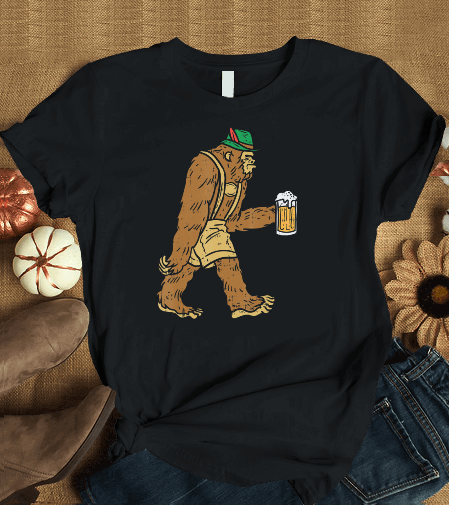 German Bigfoot Sasquatch Lederhose Beer Oktoberfest Funny T-Shirt