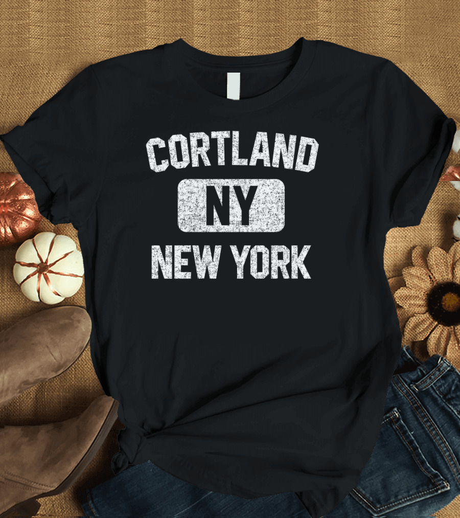 Cortland NY New York Distressed Gym T-Shirt