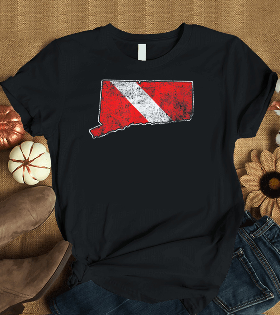 Connecticut State Map Vintage Scuba Dive Flag T-Shirt