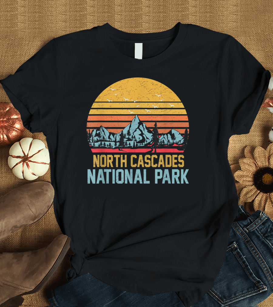 North Cascades National Park Mountain Sunset Scene T-Shirt