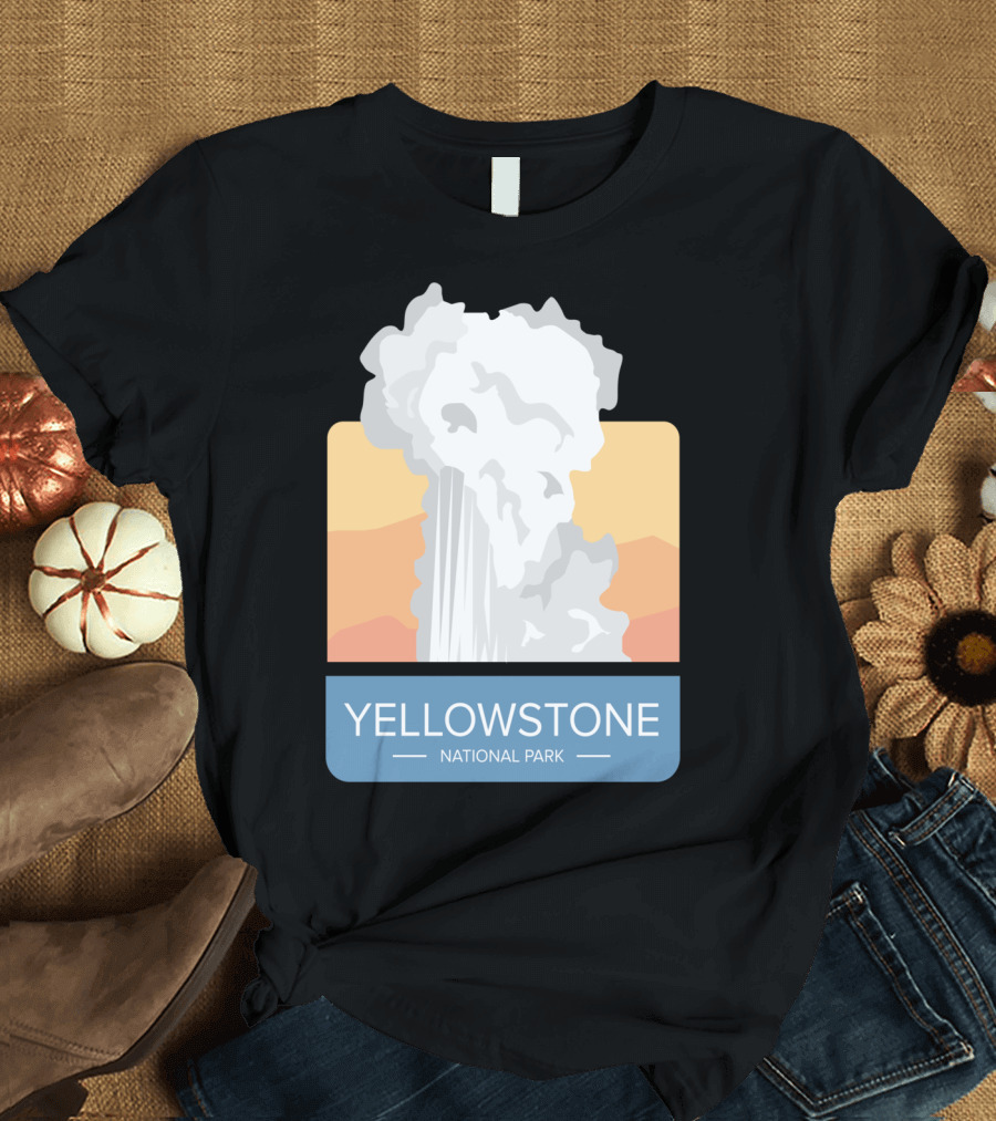 Yellowstone National Park Geyser Moose Trip T-Shirt