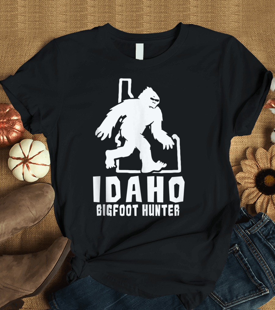 Idaho Bigfoot Hunter Sasquatch T-Shirt