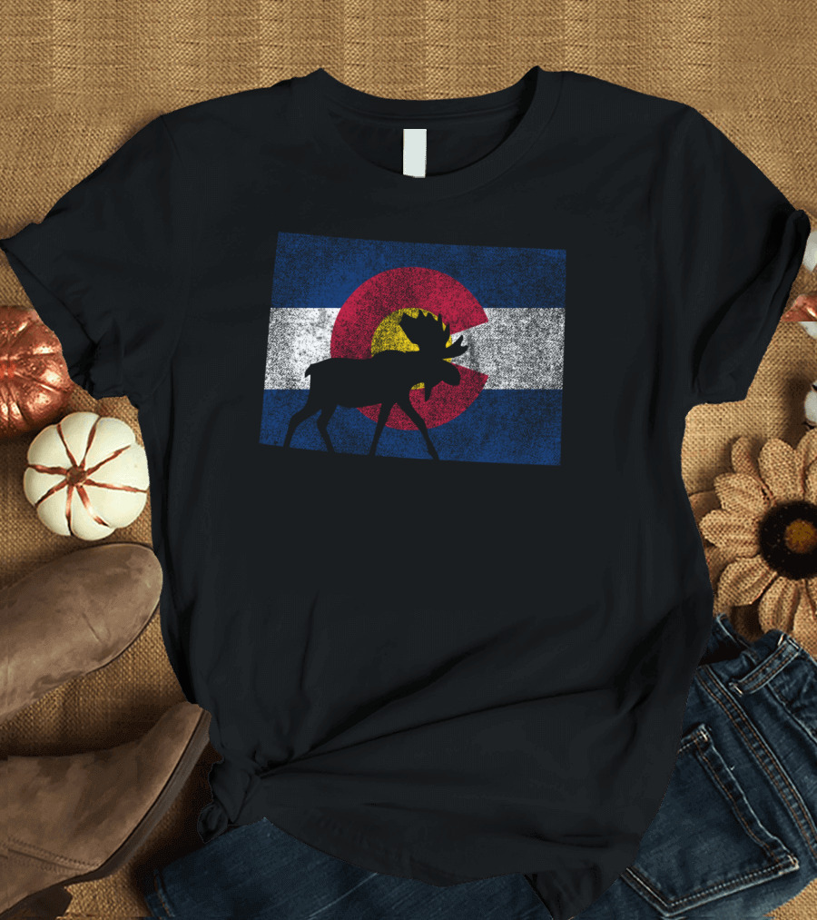 Moose Colorado Flag Hiking Adventure T-Shirt