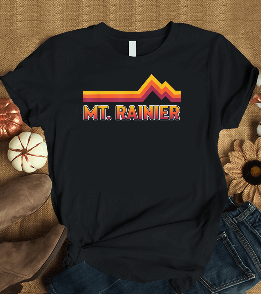 Mt Rainier Retro Style National Park Hiking Enthusiast T-Shirt