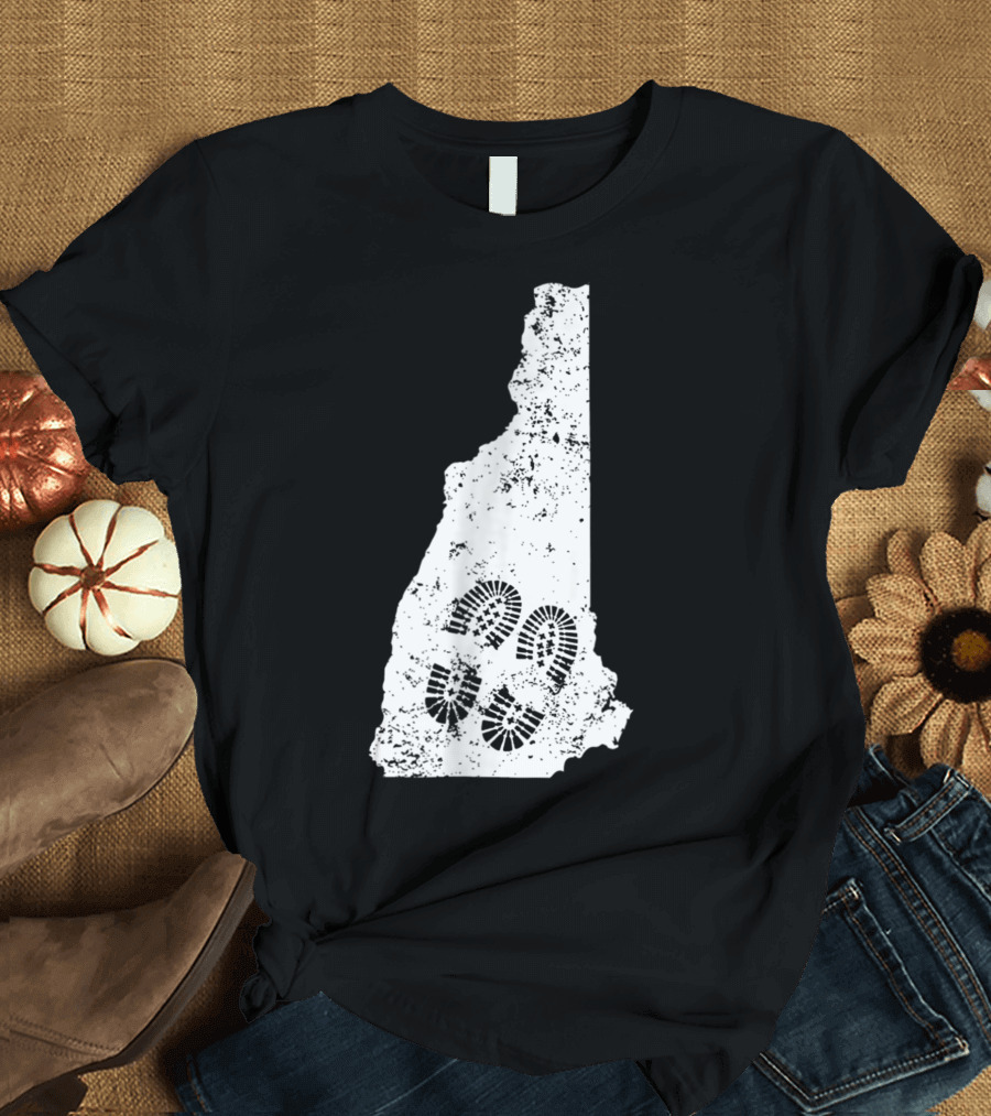 Nh Hikes New Hampshire Hiking Boot Tracks Map Print T-Shirt