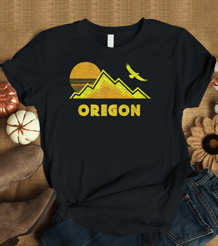 Retro Oregon Distressed Hiking Mountains with Sun and Eagle T-Shirt