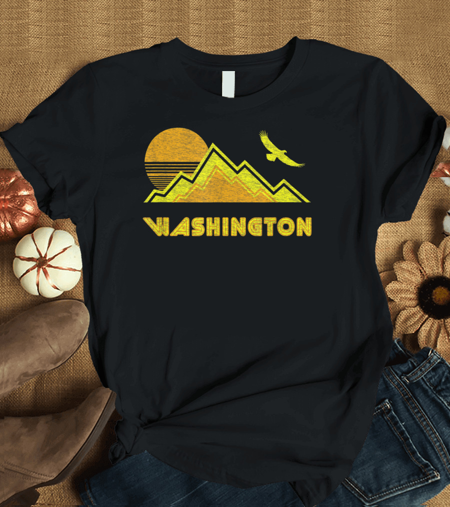 Retro Washington Distressed Mountain Sunset with Eagle T-Shirt