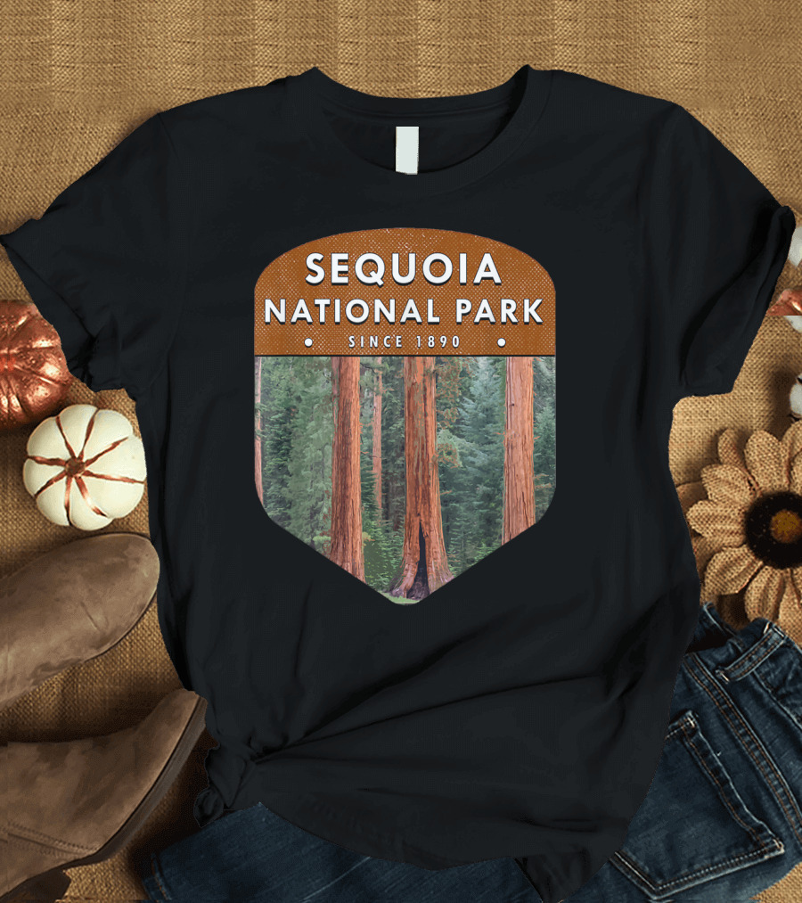 Sequoia National Park Since 1890 Wanderlust Hiking T-Shirt