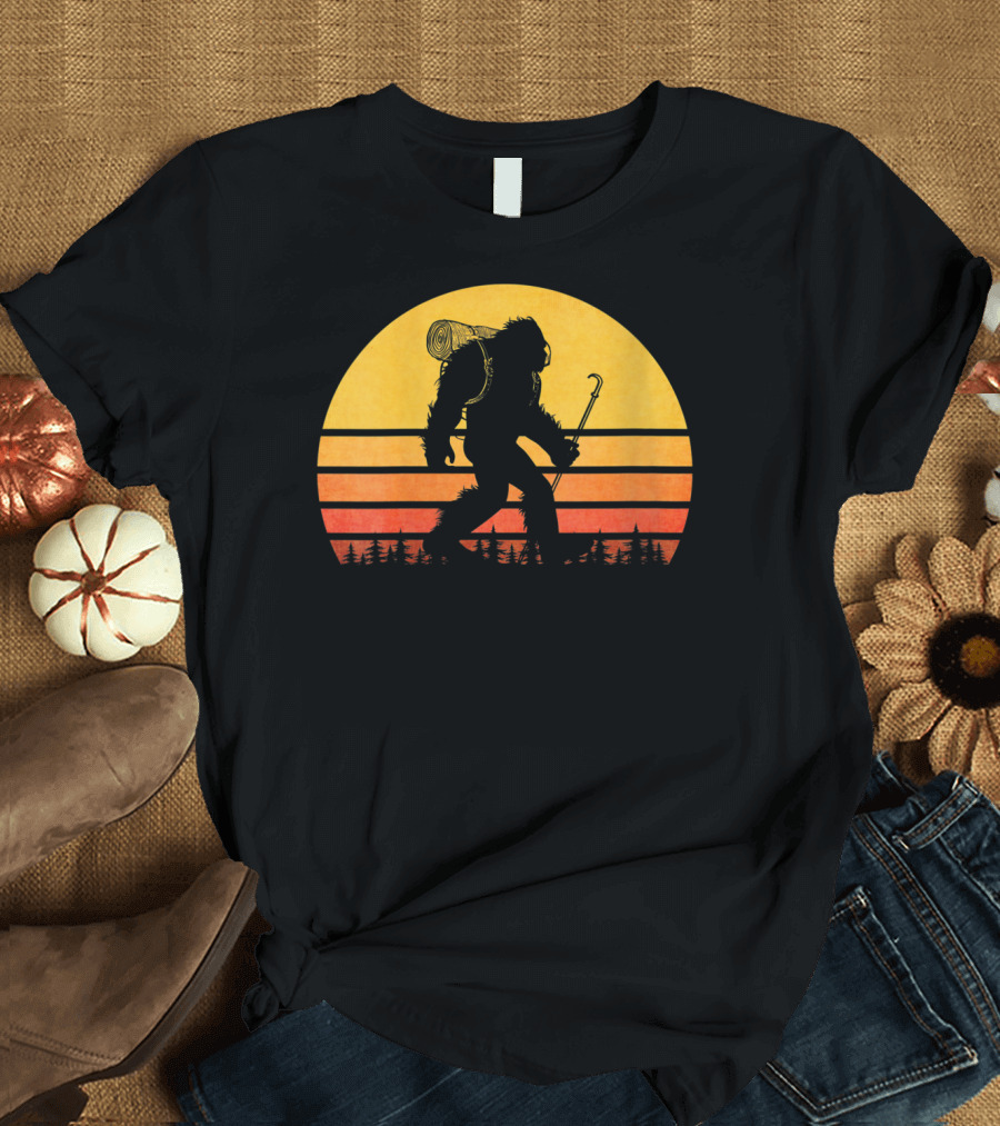 Retro Bigfoot Sunset Hiking Vintage Sasquatch T-Shirt