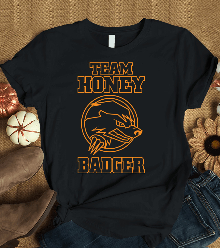 Team Honey Badger Courageous Carnivore Fierce Badge Emblem T-Shirt
