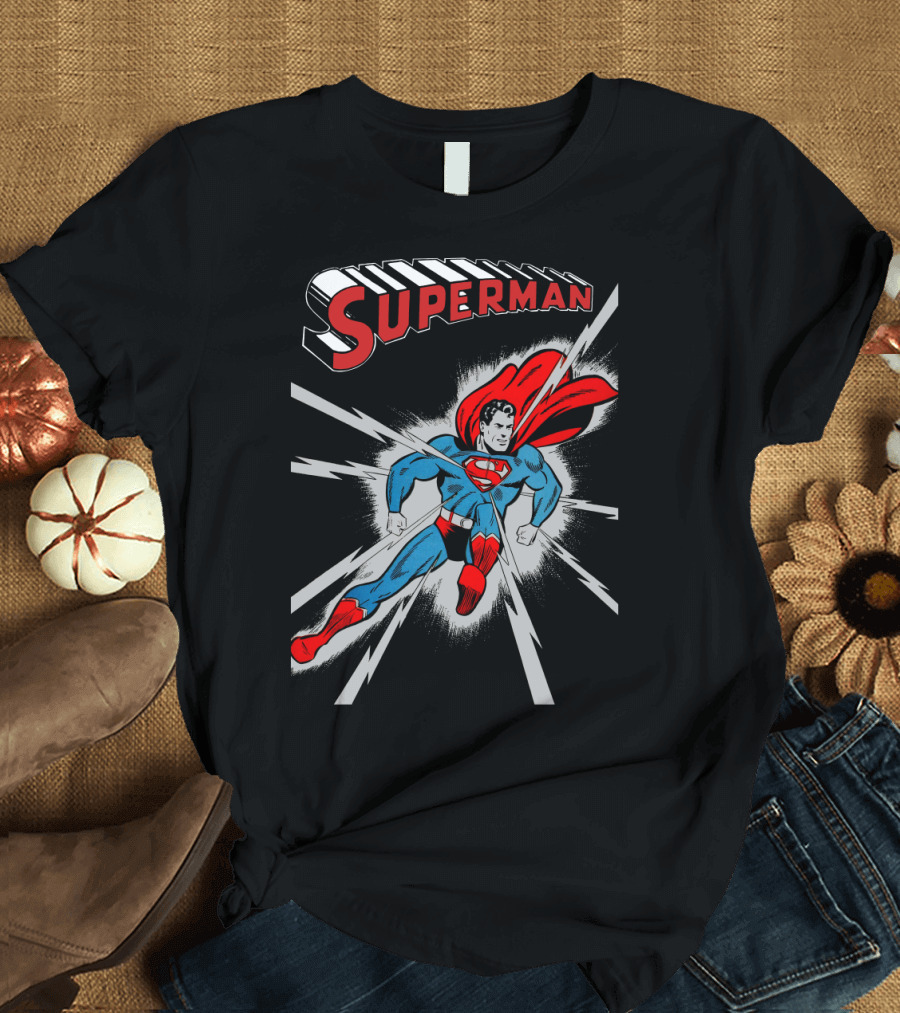 Superman Classic Comic Book Style Cover with Iconic Red and Blue Suit and Cape T-Shirt