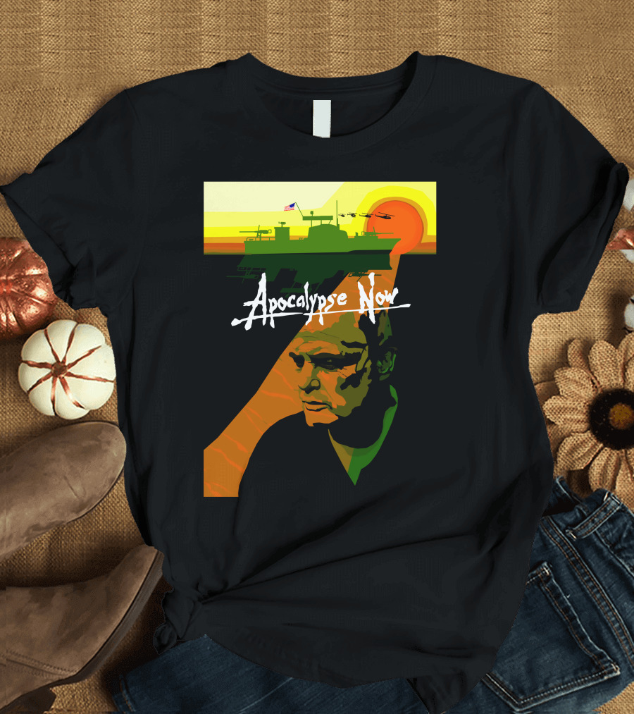 Apocalypse Now Vintage Movie Poster Art with Helicopters and Sun Background T-Shirt