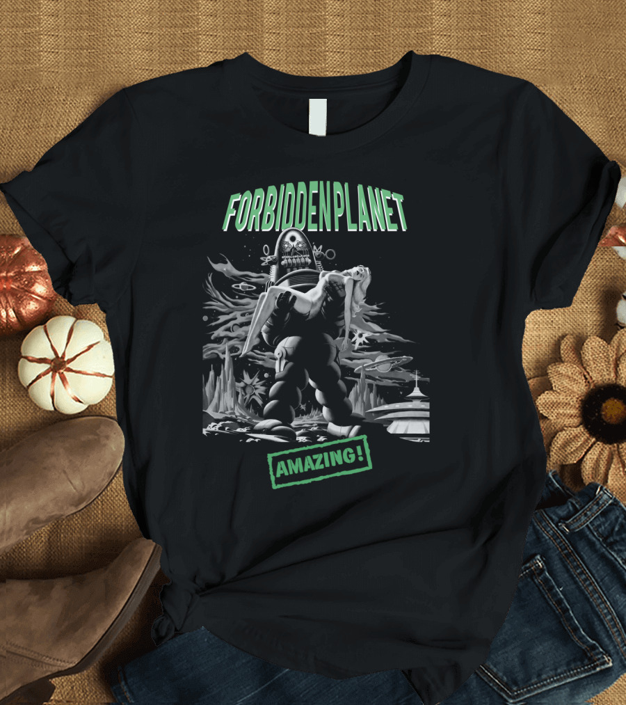 Forbidden Planet Amazing Robot Carrying Woman Retro Sci-Fi Scene T-Shirt