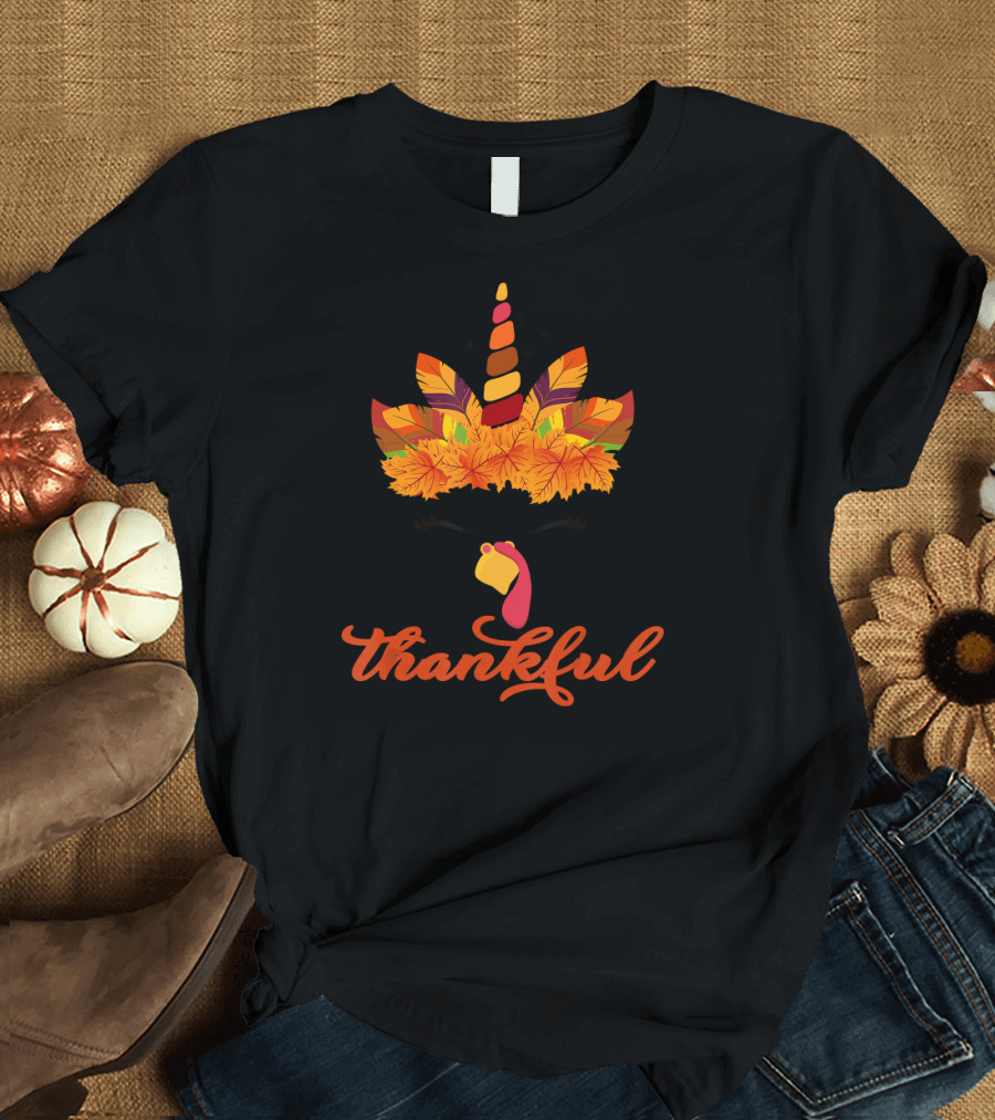 Thankful Turkey Face Thanksgiving Girl T-Shirt