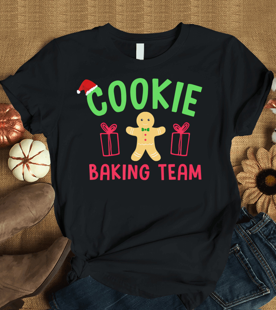 COOKIE BAKING TEAM Christmas Women Kids Gingerbread Holiday T-Shirt