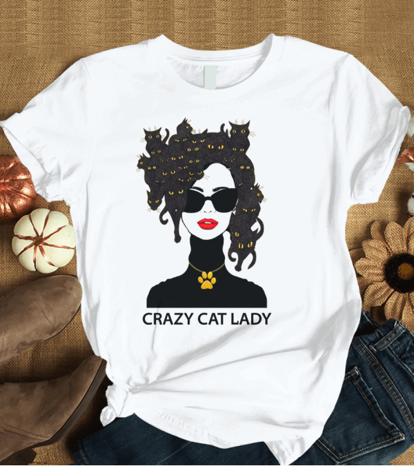 T-Shirt: CRAZY CAT LADY Cat Afro Sunglasses Red Lips Golden Paw Necklace T-Shirt CRAZY CAT LADY Cat Afro Sunglasses Red Lips Golden Paw Necklace T-Shirt