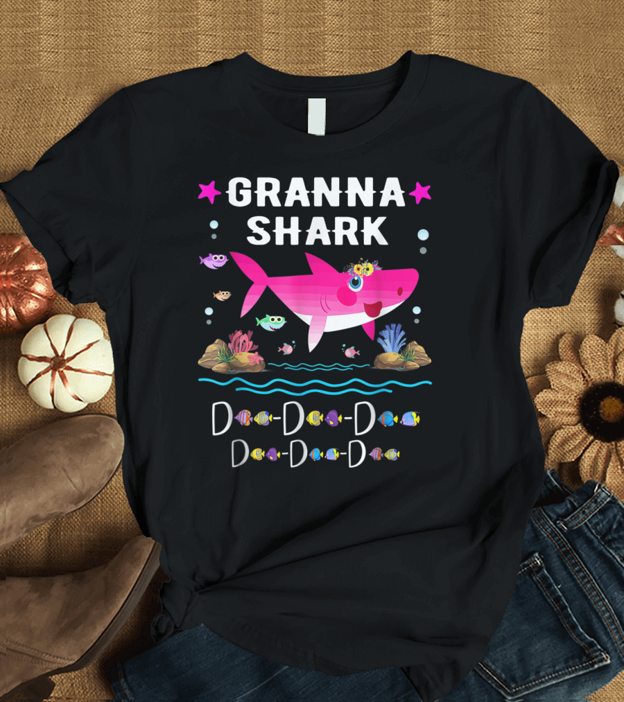 Granna Shark Doo Doo Doo Doo Family Matching Pink Shark T-Shirt