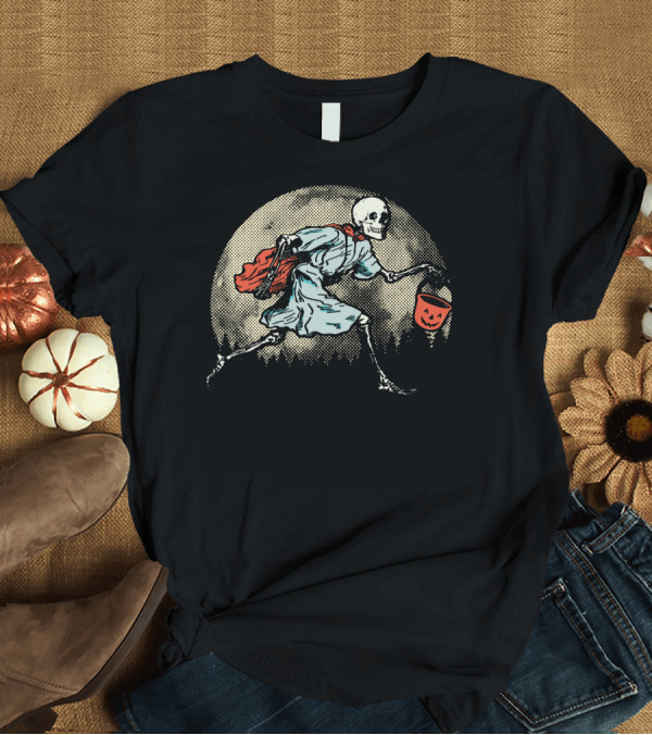 T-Shirt: Skeleton Trick Or Treating With Jack-O'-Lantern Bucket Vintage Halloween T-Shirt Skeleton Trick Or Treating With Jack-O'-Lantern Bucket Vintage Halloween T-Shirt