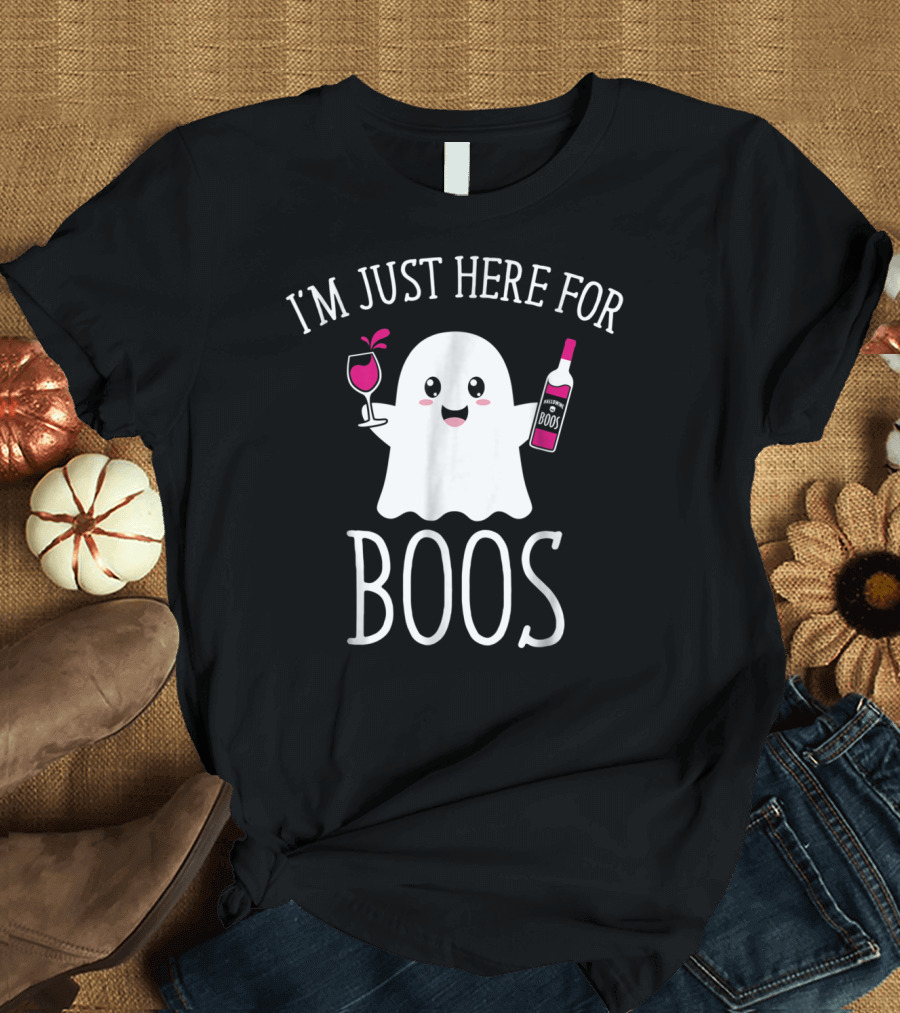 I'm Just Here For Boos Cute Ghost Holding Wine Bottle and Glass Halloween Party T-Shirt