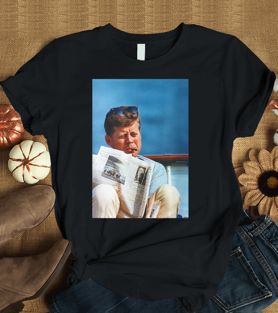 Jfk Halloween Christmas Funny Cool Holidays President Reading Newspaper Sunglasses T-Shirt