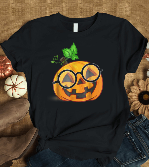 T-Shirt: Nerdy Pumpkin Emoji with Glasses Iconic Halloween Jack-O'-Lantern T-Shirt Nerdy Pumpkin Emoji with Glasses Iconic Halloween Jack-O'-Lantern T-Shirt