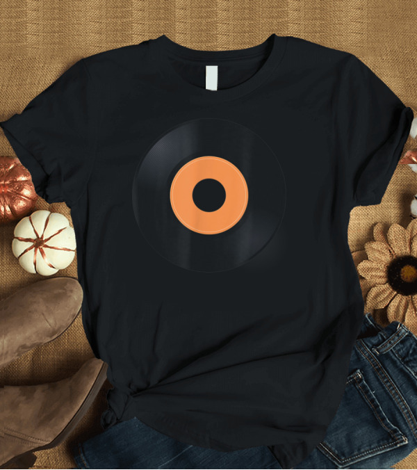T-Shirt: Vintage Record DJ Halloween Costume Easy T-Shirt Vintage Record DJ Halloween Costume Easy T-Shirt