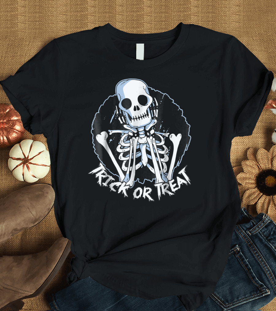 Trick Or Treat Spooky Skeleton Halloween T-Shirt