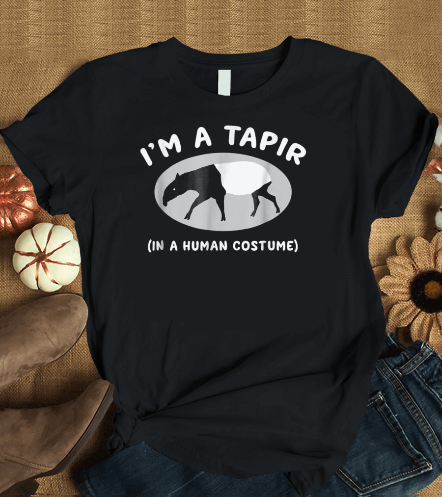 I'm A Tapir In A Human Costume Easy Halloween Tapirs T-Shirt