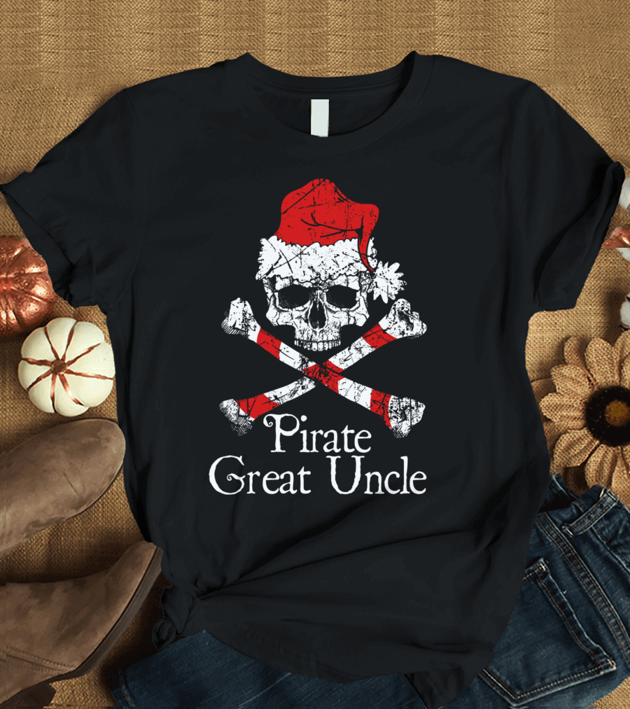 Pirate Great Uncle Jolly Roger Christmas Skull Santa Hat T-Shirt
