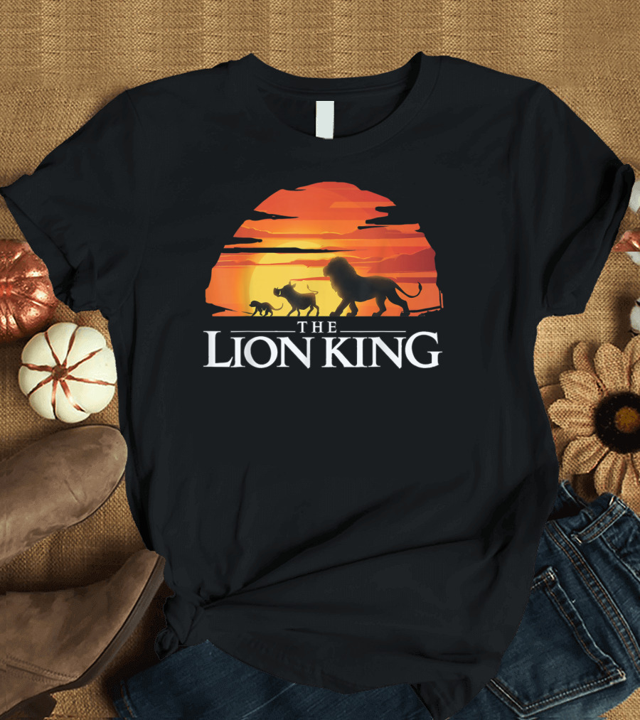 Disney The Lion King Sunset Silhouettes Simba Timon Pumbaa T-Shirt