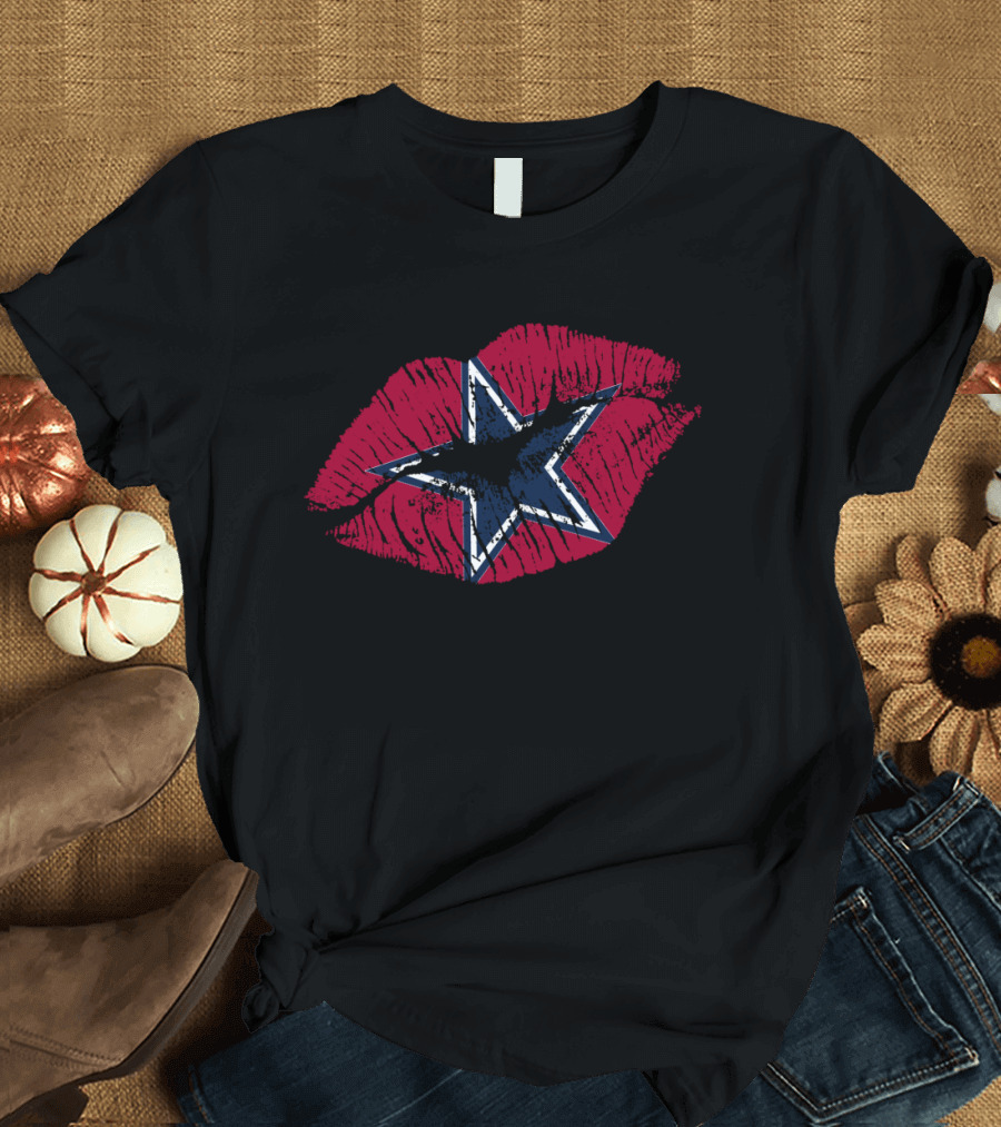 Dallas Cowboys Lips Star Background Black Red Blue T-Shirt
