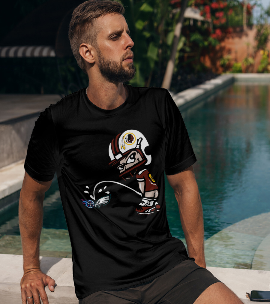 Washington Redskins Football Rivalry Titans Eagles Helmet T-Shirt