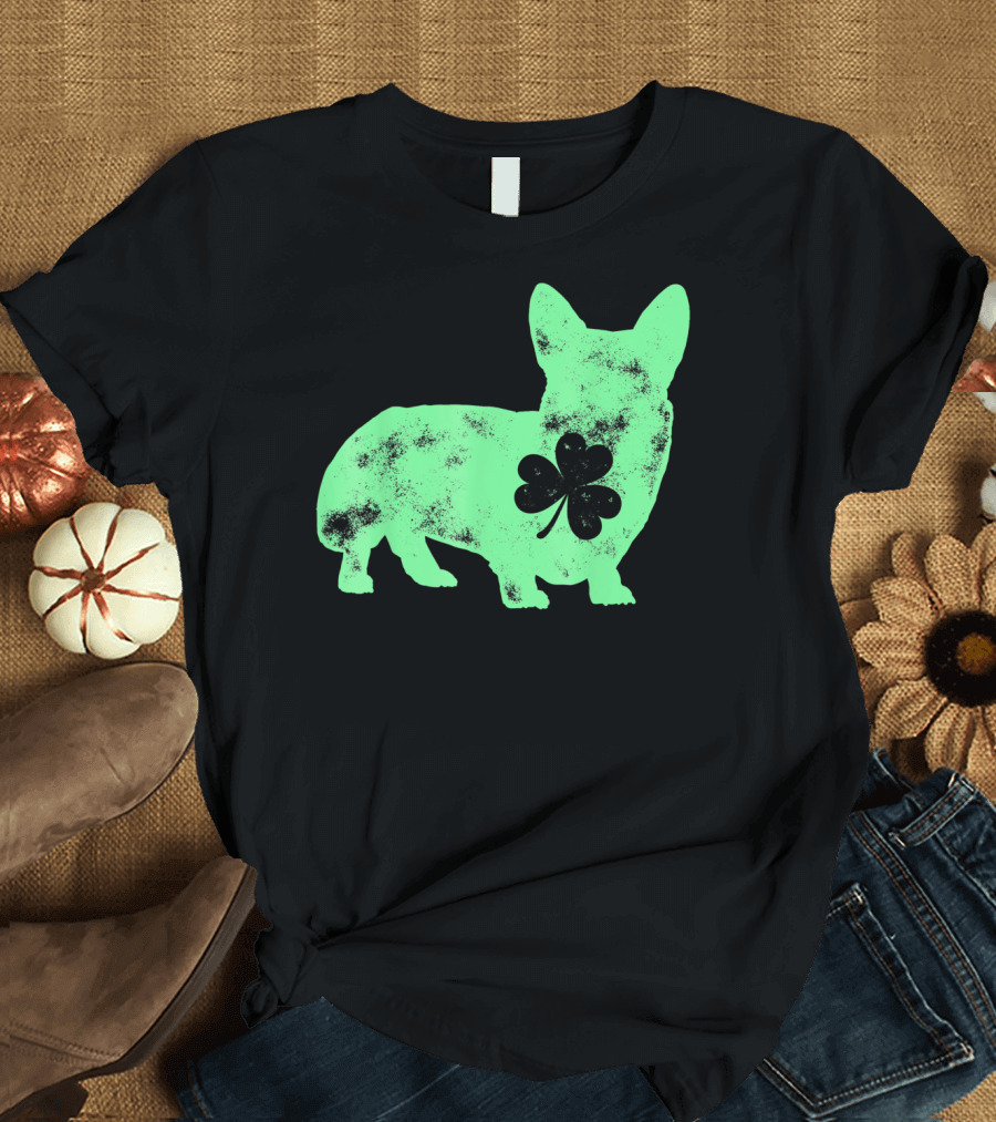 Corgi Shamrock Dog Lover St Patricks Day T-Shirt