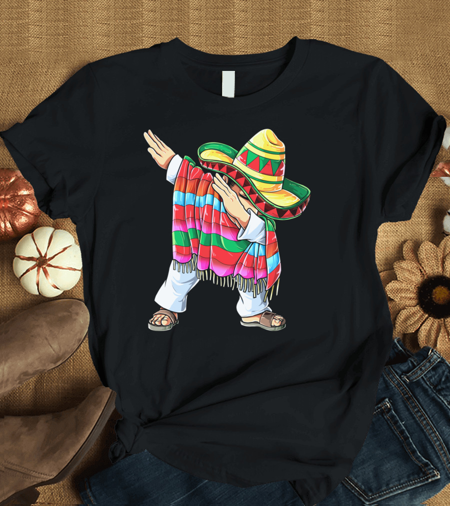 Cinco de Mayo Dabbing Sombrero Mexican Poncho Funny Dance T-Shirt