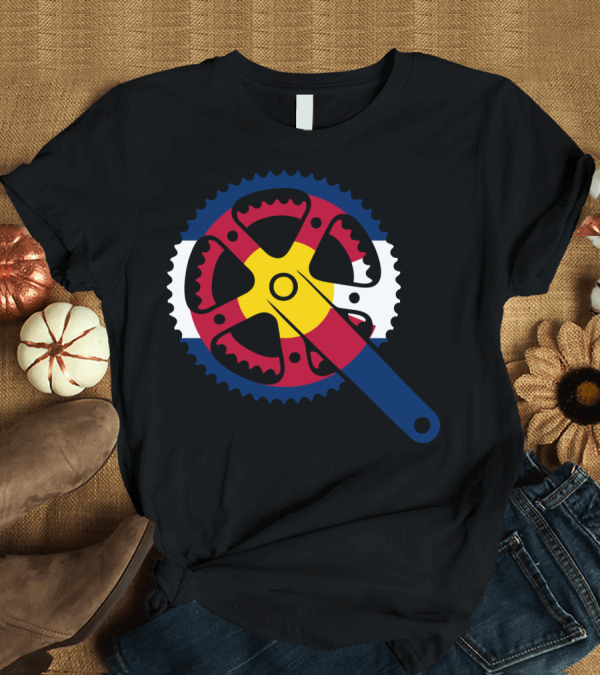 T-Shirt: Colorado Bicycle Chainring with State Flag Colors T-Shirt Colorado Bicycle Chainring with State Flag Colors T-Shirt