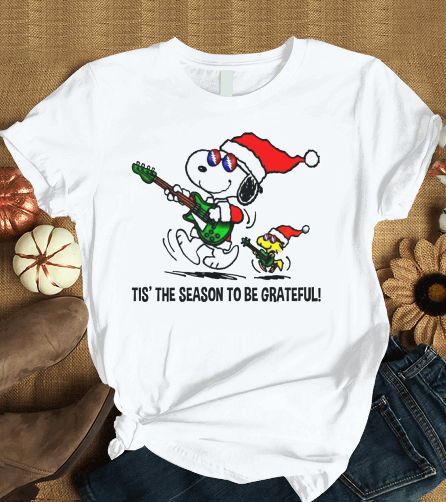 'Tis The Season To Be Grateful Snoopy Grateful Dead Santa Hat Guitar T-Shirt
