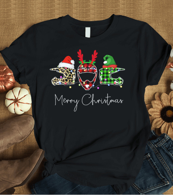 T-Shirt: Leopard Plaid Helmets Merry Christmas T-Shirt Leopard Plaid Helmets Merry Christmas T-Shirt